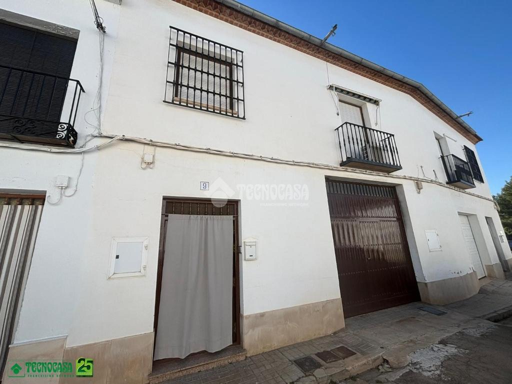 Piso en venta en Almagro - Almagro, 85.000 €, 136 m2, ref. 659461