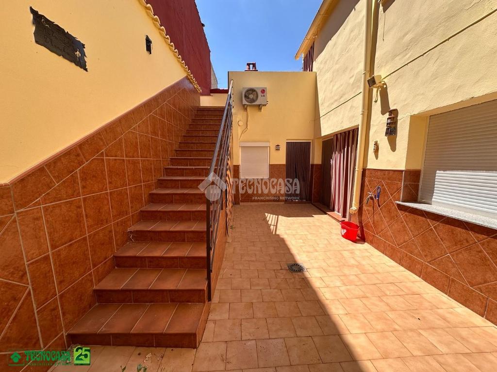 Casa en venta en La Solana - La Solana, 159.900 €, 216 m2, ref. 664080