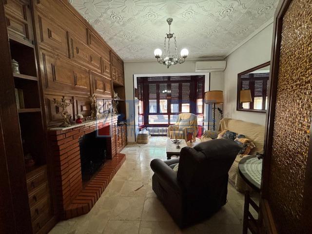 venta de casa en Valdepeñas, CENTRO