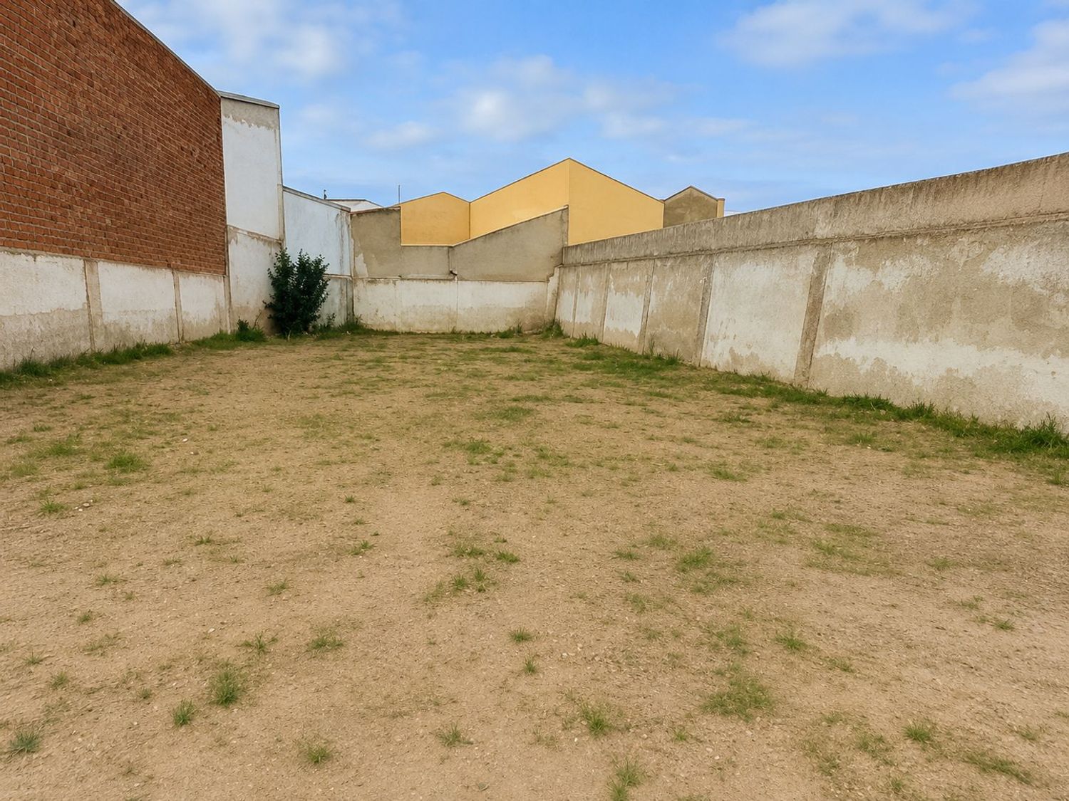 Terreno / Urbano (solar) En Venta Calle Hidalgos, Alcazar de San Juan