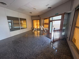 Ref.:1884, Local Comercial en Alquiler en Centro - Altagracia, Manzanares, 2 dormitorios