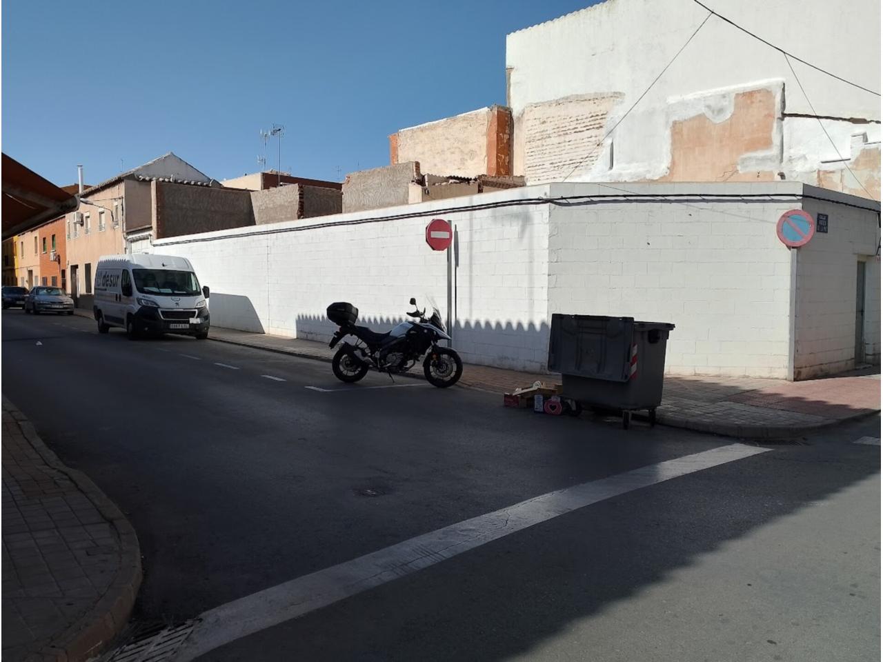 Solar en venta en Manzanares