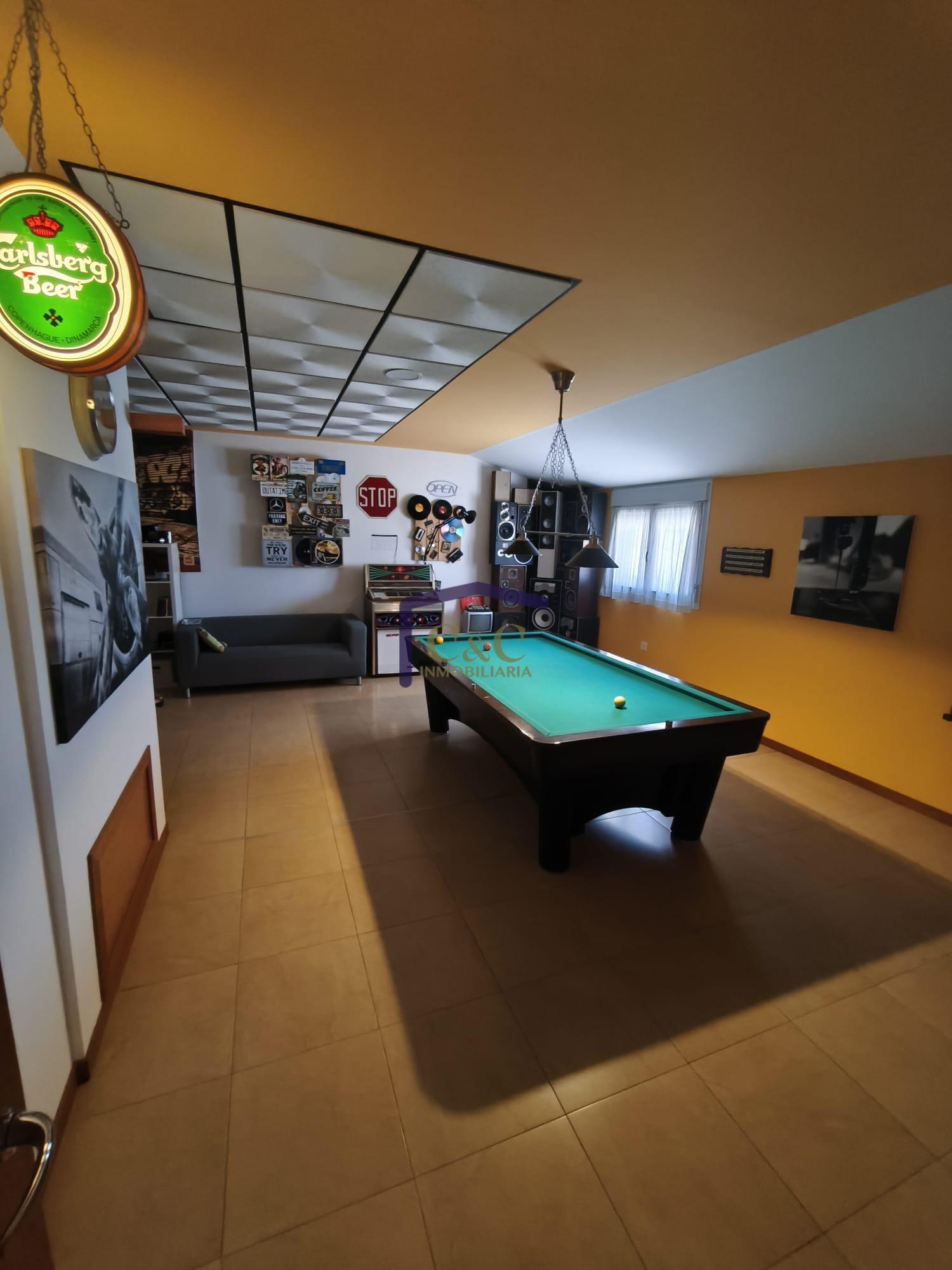 venta de casa en Manzanares, Avenida Cristóbal Colón