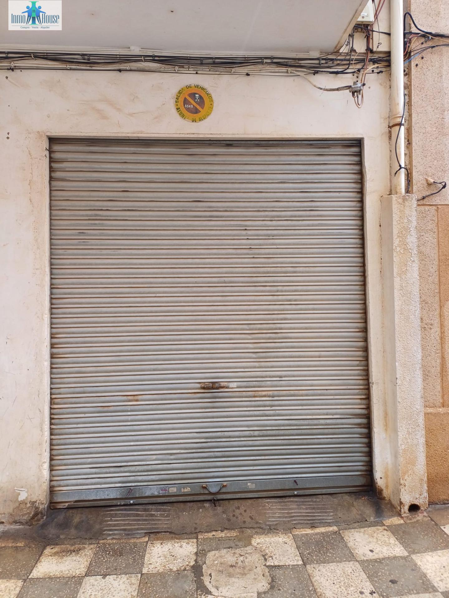 Inmohouse vende- local garaje con vado zona san pablo- en Albacete