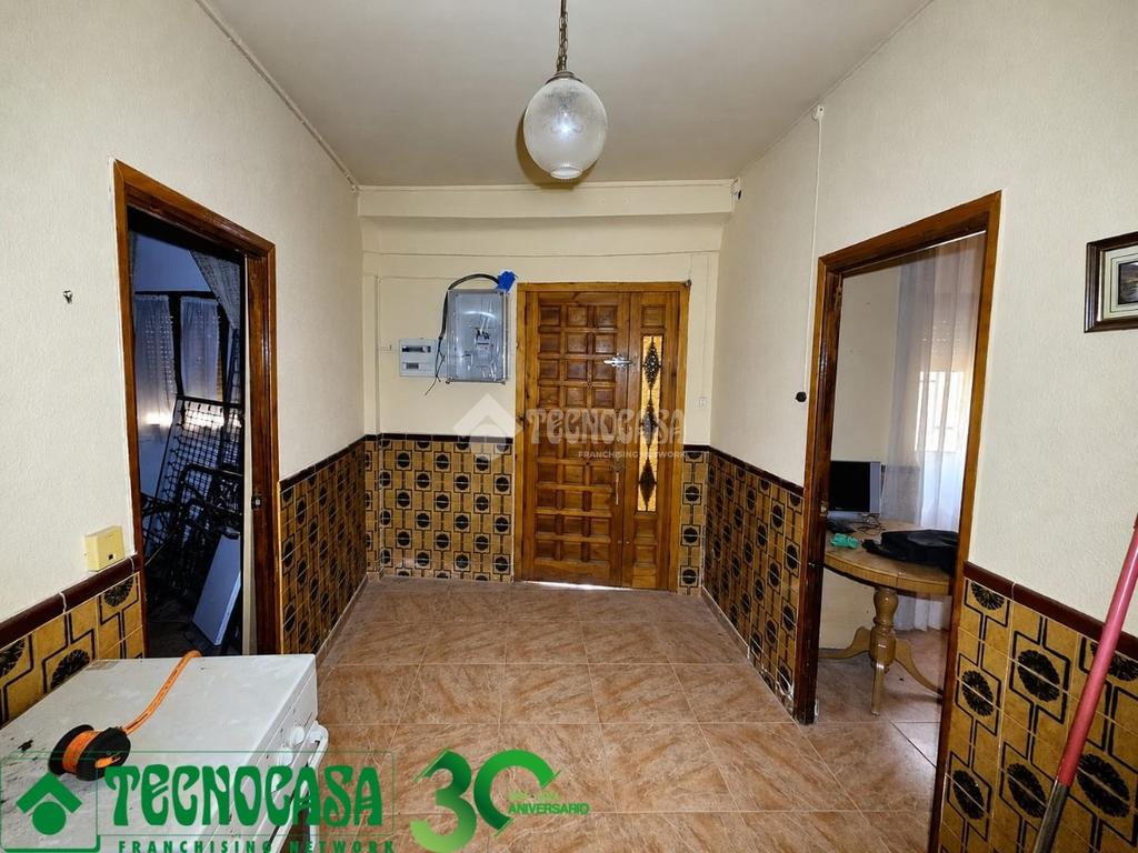 Casa en venta en Campo De Criptana - Campo De Criptana, 32.900 €, 155 m2, ref. 665412