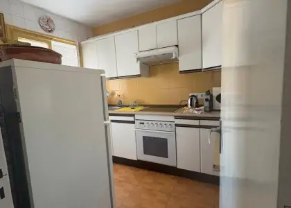 Piso en venta en Alcanzar De San Juan, de 73 m2 con 3 dormitorios, baño y balcón por 77.000 €, Ref. 0337 en Alcanzar de San Juan