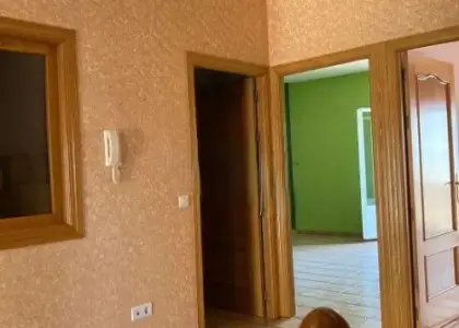 Casa en venta en Herencia, Avenida De La Encarnación, de 250 m2 con 7 dormitorios, 2 baños, plaza de garaje y 2 terrazas por 139.000 €, Ref. 0418 en Herencia