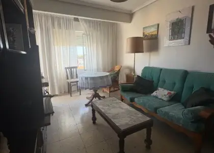Piso en venta en Alcanzar De San Juan, de 73 m2 con 3 dormitorios, baño y balcón por 77.000 €, Ref. 0337 en Alcanzar de San Juan