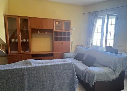 Piso en venta en Alcázar De San Juan, de 78 m2 con 2 dormitorios y baño por 70.000 €, Ref. 0377 en Alcázar de San Juan