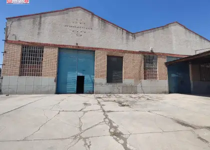 Amplia Nave Industrial sobre parcela de 2.500 metros en Alquiler en Alcázar de San Juan - €2000 en Alcázar de San Juan