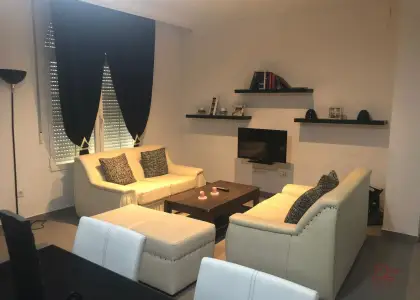 Casa en venta en Herencia, de 470 m2 con 7 dormitorios, 4 baños y plaza de garaje por 280.000 €, Ref. 0163 en Herencia