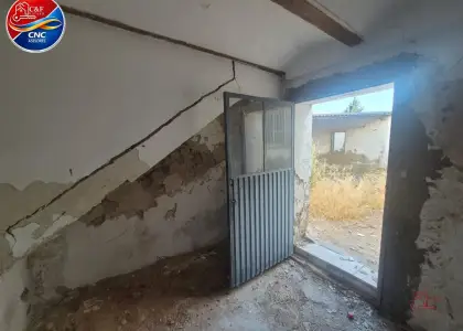 Casa en venta en Herencia, de 280 m2 con 8 dormitorios y 2 baños por 103.200 €, Ref. 0403 en Herencia