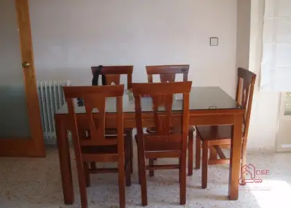 Piso en venta en Alcázar De San Juan, Calle Juan Bautista De La Concepción, de 97 m2 con 3 dormitorios, 2 baños y terraza por 130.000 €, Ref. 0420 en Alcázar de San Juan