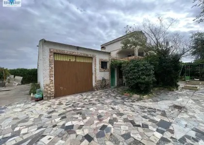 Se vende parcela - Carretera de Jaen - Zona los Cazadores en Albacete