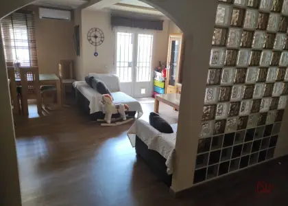 Piso en venta en Alcázar De San Juan, Pintor Isidro Parra, de 140 m2 con 2 dormitorios, baño, plaza de garaje, trastero y terraza por 150.000 €, Ref. 0416 en Alcázar de San Juan
