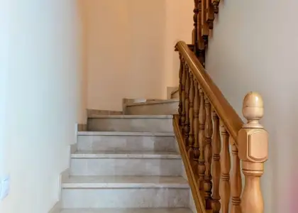 Casa en venta en Alcázar De San Juan, Club De Tenis, de 144 m2 con 4 dormitorios, 3 baños, aseo, plaza de garaje y balcón por 270.000 €, Ref. 0060 en Alcázar de San Juan