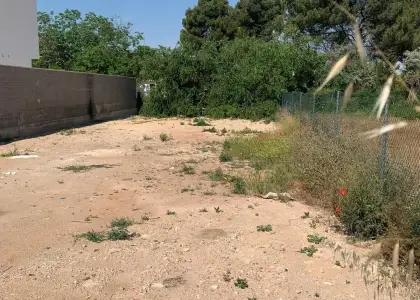 Inmohouse vende terreno urbano por la vereda de jaen en Albacete