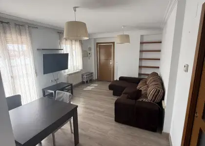 Se vende atico . Semiuevo / circunvalacion en Albacete