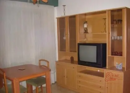 Piso en venta en Alcázar De San Juan, de 70 m2 con 3 dormitorios, baño y 2 terrazas por 84.000 €, Ref. 0270 en Alcázar de San Juan