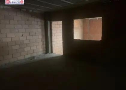 Local comercial en bruto, en pleno centro en Alcázar de San Juan