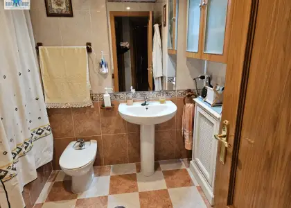 Inmohouse vende o alquila con opcion a compra piso en chinchilla en Chinchilla de Monte-Aragón
