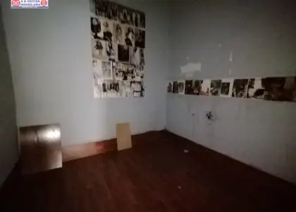 Casa con local para reforma o tirar de 677 metros de parcela en Plaza Arenal en Alcázar de San Juan