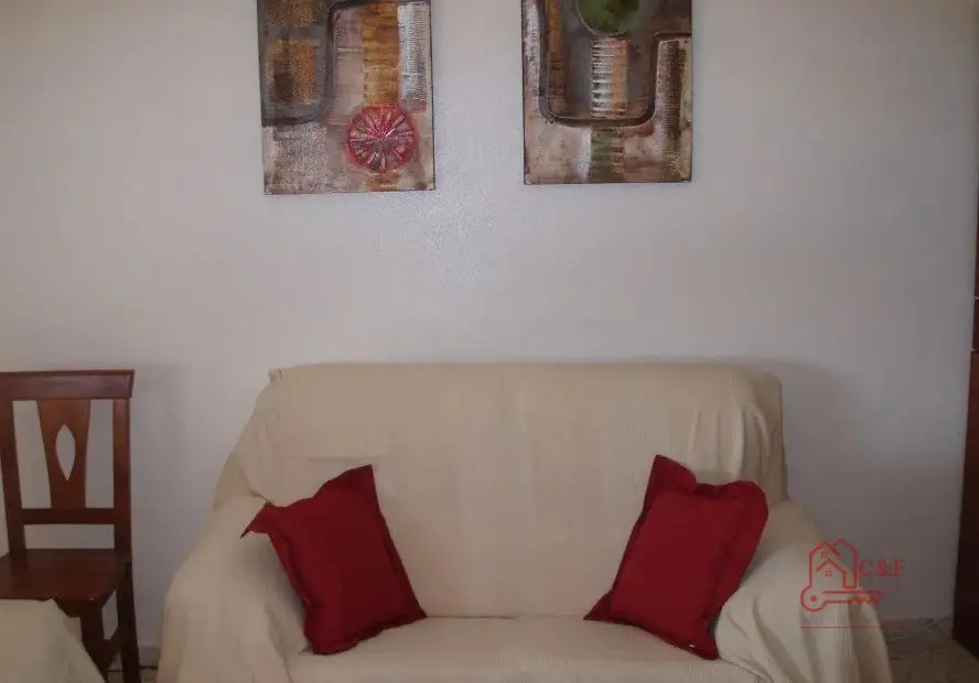 Piso en venta en Alcázar De San Juan, Calle Juan Bautista De La Concepción, de 97 m2 con 3 dormitorios, 2 baños y terraza por 130.000 €, Ref. 0420 en Alcázar de San Juan