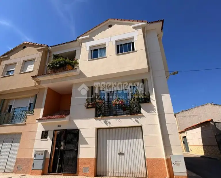 Casa en venta en Lillo - Lillo, 120.900 €, 219 m2, ref. 655949 en Lillo