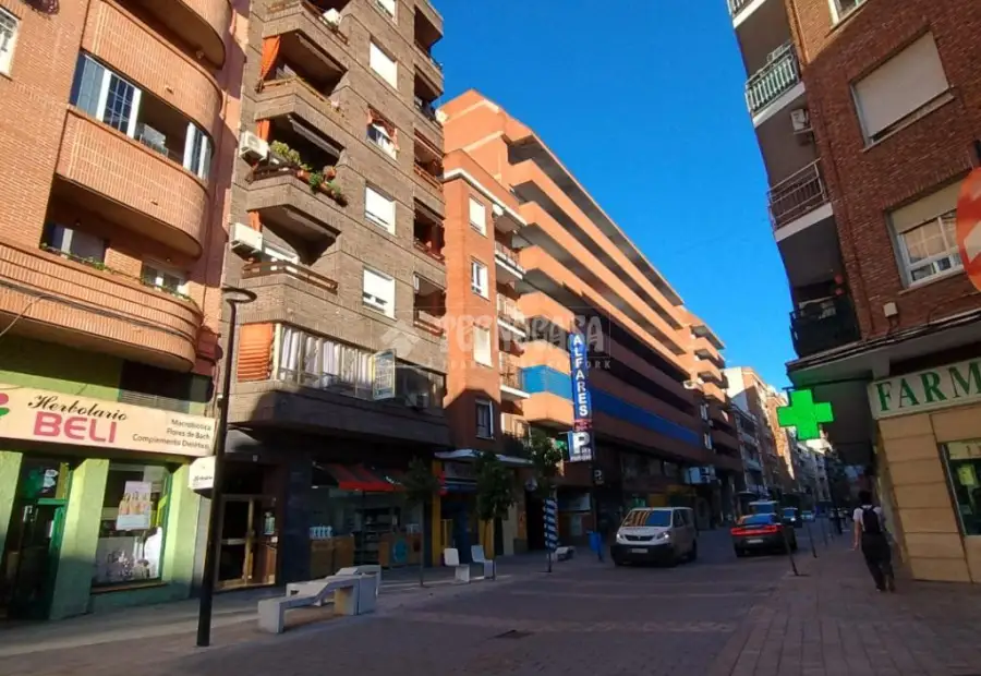 Casa en venta en Talavera De La Reina - Comarca De Talavera, Casco Antiguo, 159.900 €, 404 m2, ref. 652166 en Talavera de la Reina
