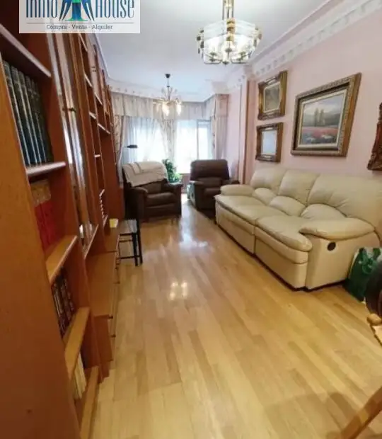 Inmohouse vende piso en zona centro rosario en Albacete