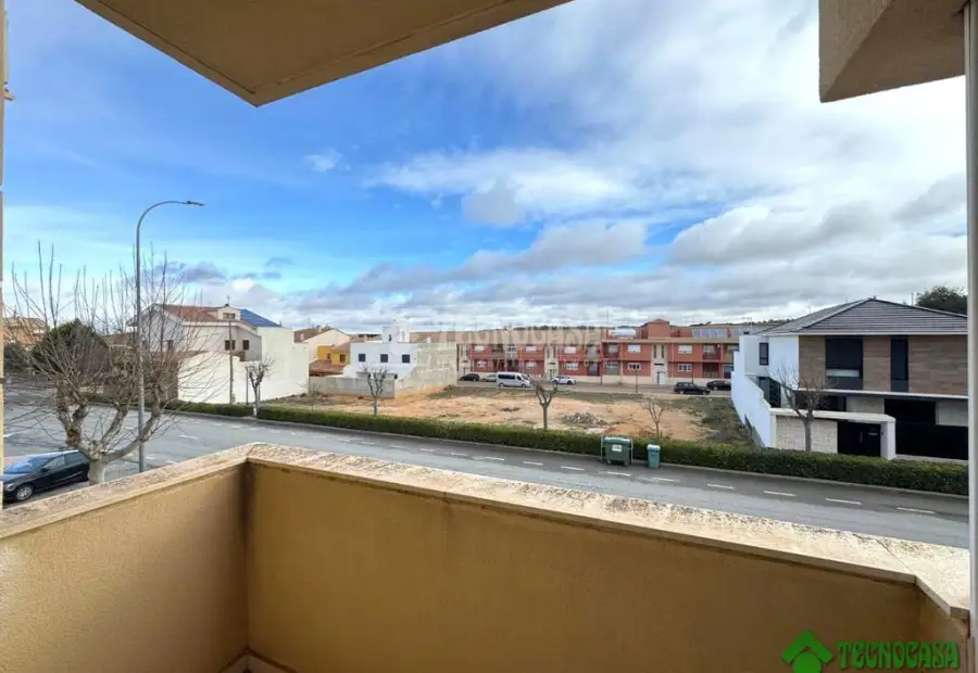 Piso en venta en Albacete - Albacete, 94.900 €, 117 m2, ref. 658234 en Albacete