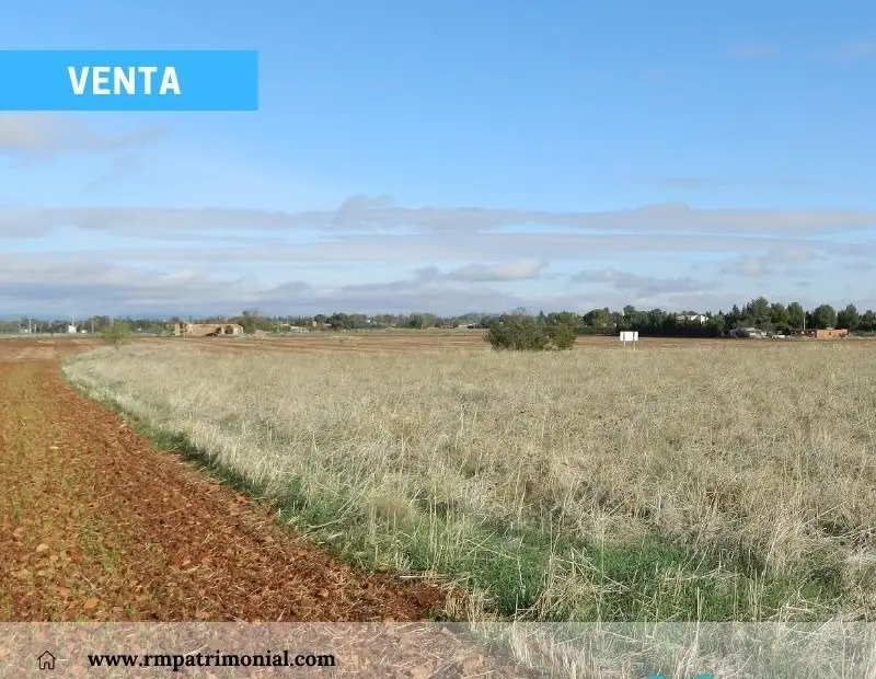 Terreno en la poblachuela en Ciudad Real