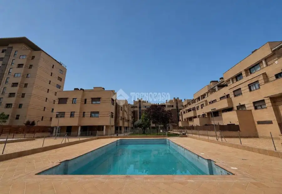 Piso en venta en Yebes - Valdeluz - Yebes - Valdeluz, 239.900 €, 133 m2, ref. 666215 en Yebes