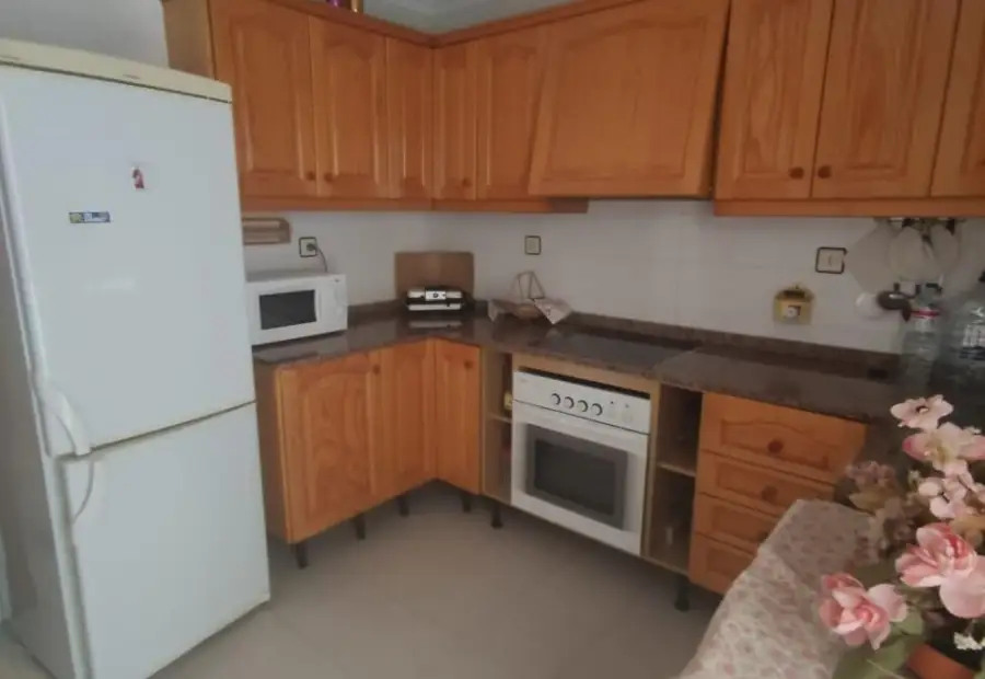 Se vende piso en san pedro del pinatar, situado a 200 metros de la Plaza en Murcia