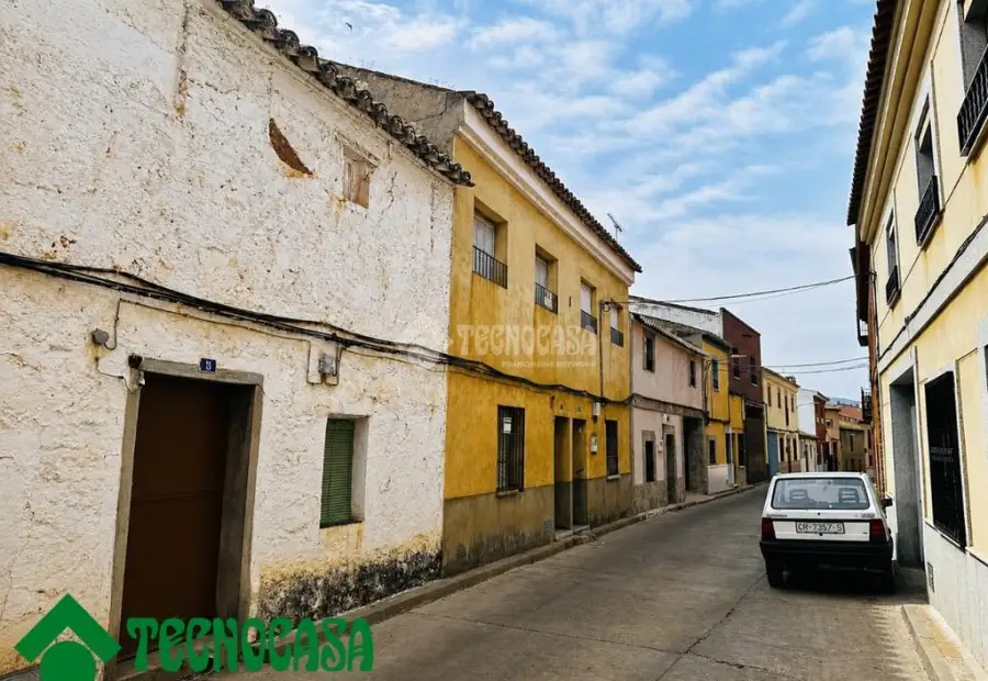 Casa en venta en Los Navalucillos - Los Navalucillos, 29.000 €, 79 m2, ref. 663098 en Los Navalucillos