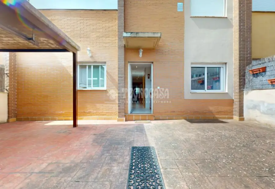 Casa en venta en Yebes - Valdeluz - Yebes - Valdeluz, 262.800 €, 172 m2, ref. 651797 en Yebes