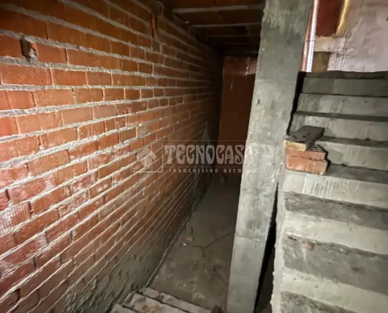 Local comercial en alquiler en Guadalajara - Puerta De Bejanque, 1.000 € / Mes, 167 m2, ref. 650108 en Guadalajara