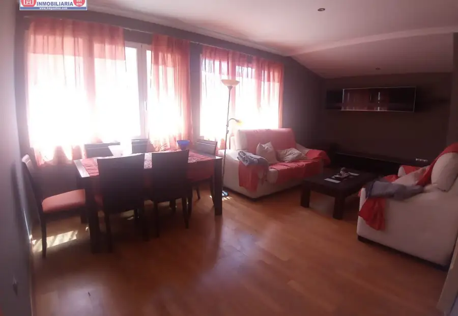 SE VENDEN DOS CASAS AISLADAS DE 160 m/2 cada una en parcela de 596 m /2/2 en Alcázar de San Juan