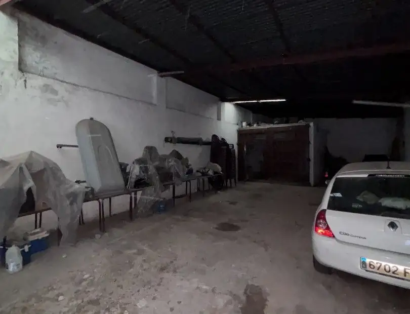 Nave en venta en Alcázar De San Juan, de 147 m2 por 100.000 €, Ref. 0243 en Alcázar de San Juan