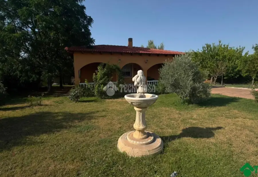 Casa en venta en Illana - Illana, 171.900 €, 106 m2, ref. 664838 en Illana