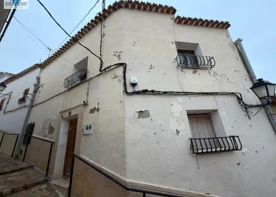Se vende casa en chinchilla en Chinchilla de Monte-Aragón