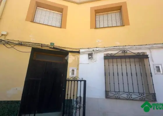 Casa en venta en Villarejo De Fuentes - Villarejo De Fuentes, 19.900 €, 281 m2, ref. 665307 en Villarejo de Fuentes