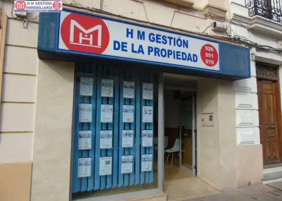 Local comercial en Alcazar de San Juan - Zona RENFE – Rondilla Cruz Verde en Alcázar de San Juan