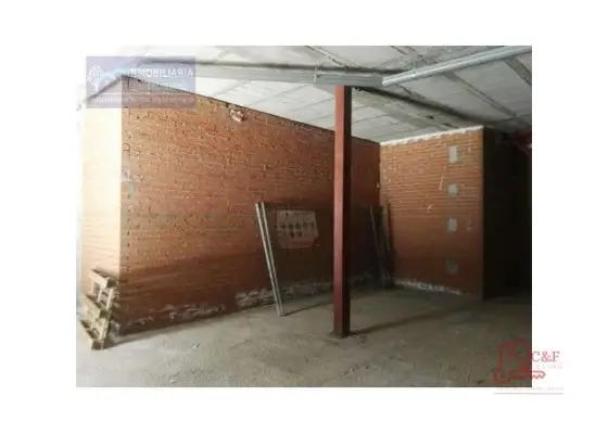 Local comercial en alquiler en Alcázar De San Juan, de 80 m2 por 450 €/mes, Ref. 0133 en Alcázar de San Juan