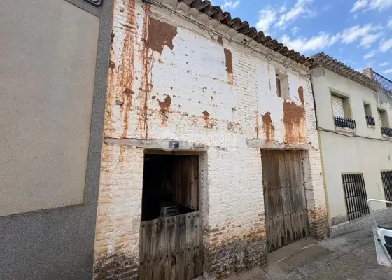 Casa en venta en Los Navalucillos - Los Navalucillos, 14.900 €, 100 m2, ref. 661381 en Los Navalucillos