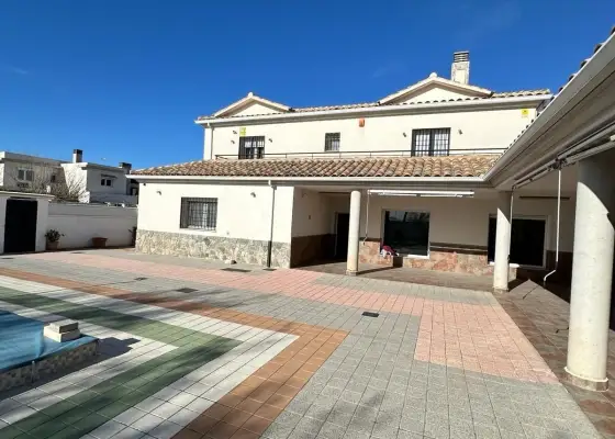 Se vende chalet de lujo zona imaginalia en Albacete