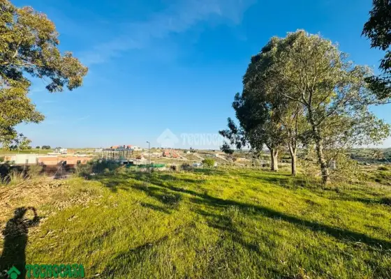 Terrenos en venta en Méntrida - Centro Ciudad, 28.000 €, 400 m2, ref. 666569 en Méntrida