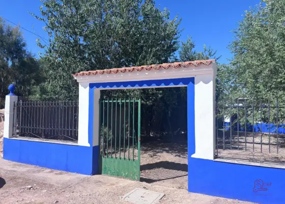 Casa en venta en Villafranca De Los Caballeros, de 71 m2 con 3 dormitorios, baño y terreno por 75.000 €, Ref. 0308 en Villafranca de los Caballeros