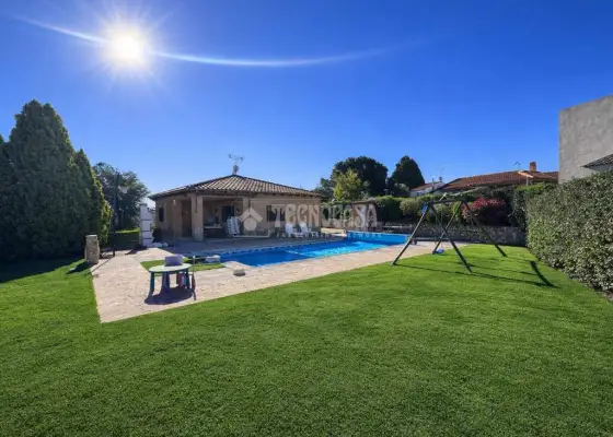 Casa en venta en Yeles - Yeles, 379.900 €, 191 m2, ref. 653568 en Yeles