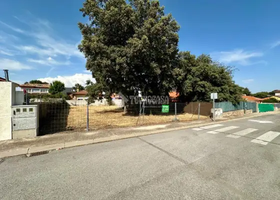 Terrenos en venta en Chiloeches - Chiloeches, 46.000 €, 502 m2, ref. 663163 en Chiloeches